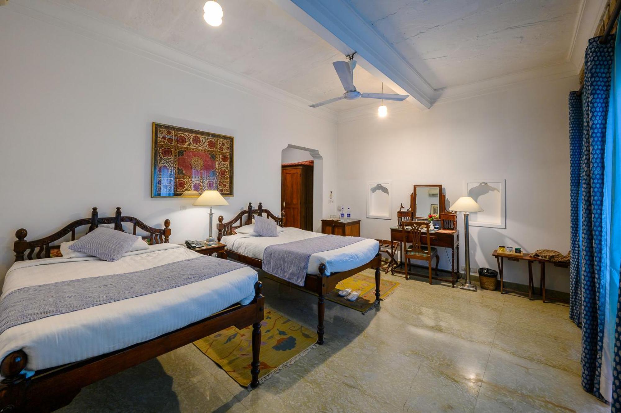 Neemrana's - Deo Bagh Hotel Gwalior Buitenkant foto