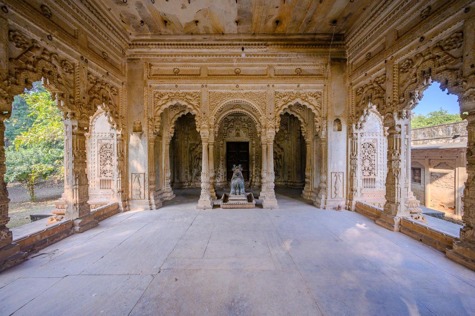 Neemrana's - Deo Bagh Hotel Gwalior Buitenkant foto