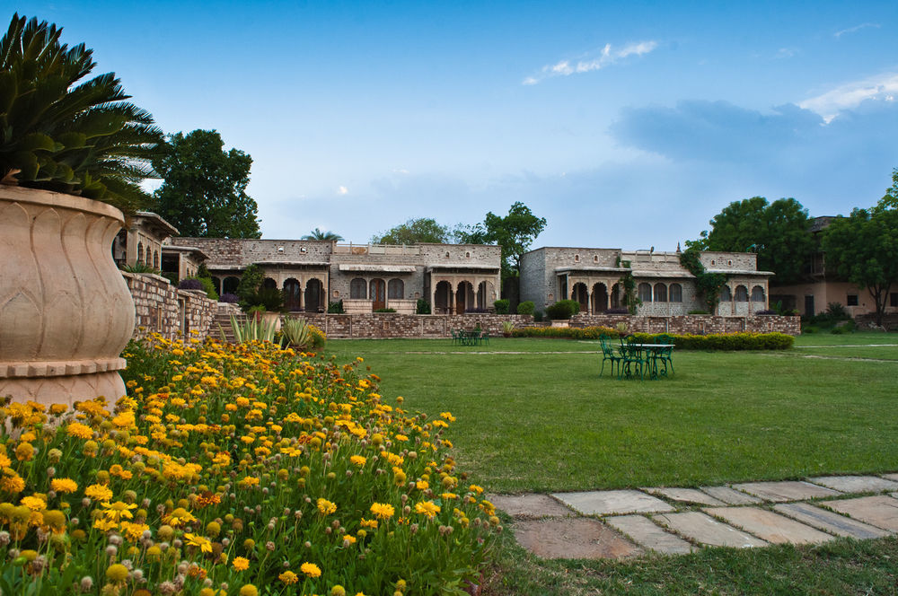 Neemrana's - Deo Bagh Hotel Gwalior Buitenkant foto