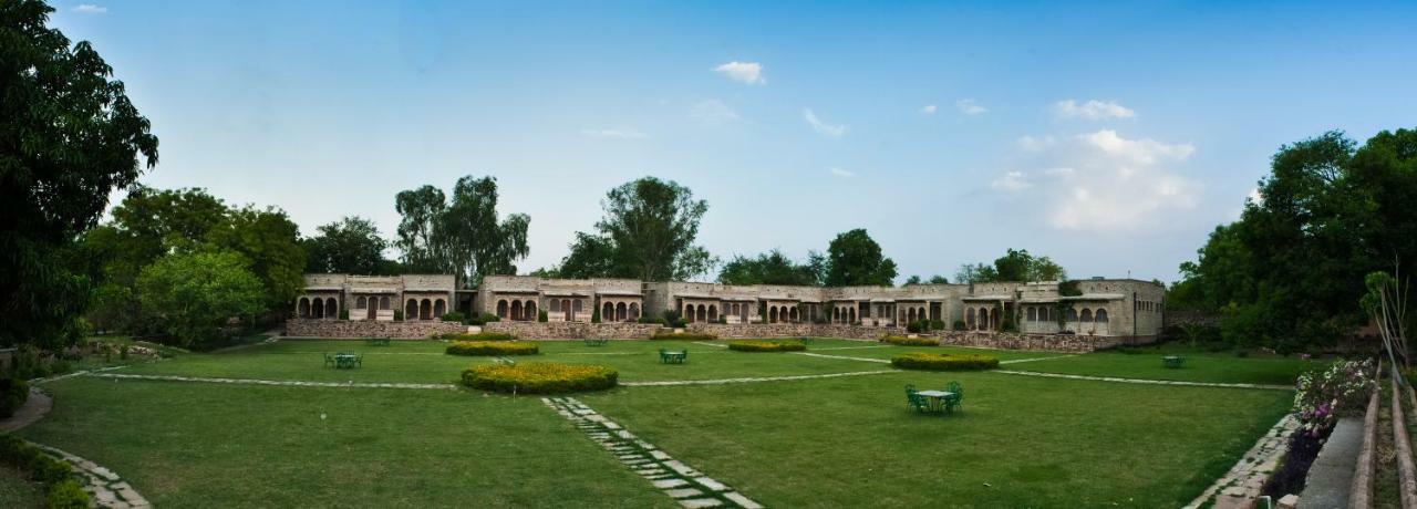 Neemrana's - Deo Bagh Hotel Gwalior Buitenkant foto